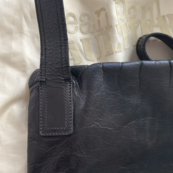 Very rare beautiful vintage cross body JEAN PAUL GAULTIER black leather - Picture 9 of 13